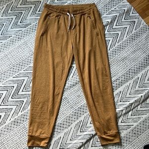 Vuori Ponto Performance Jogger Dark Golden Heather | Mens Size Large